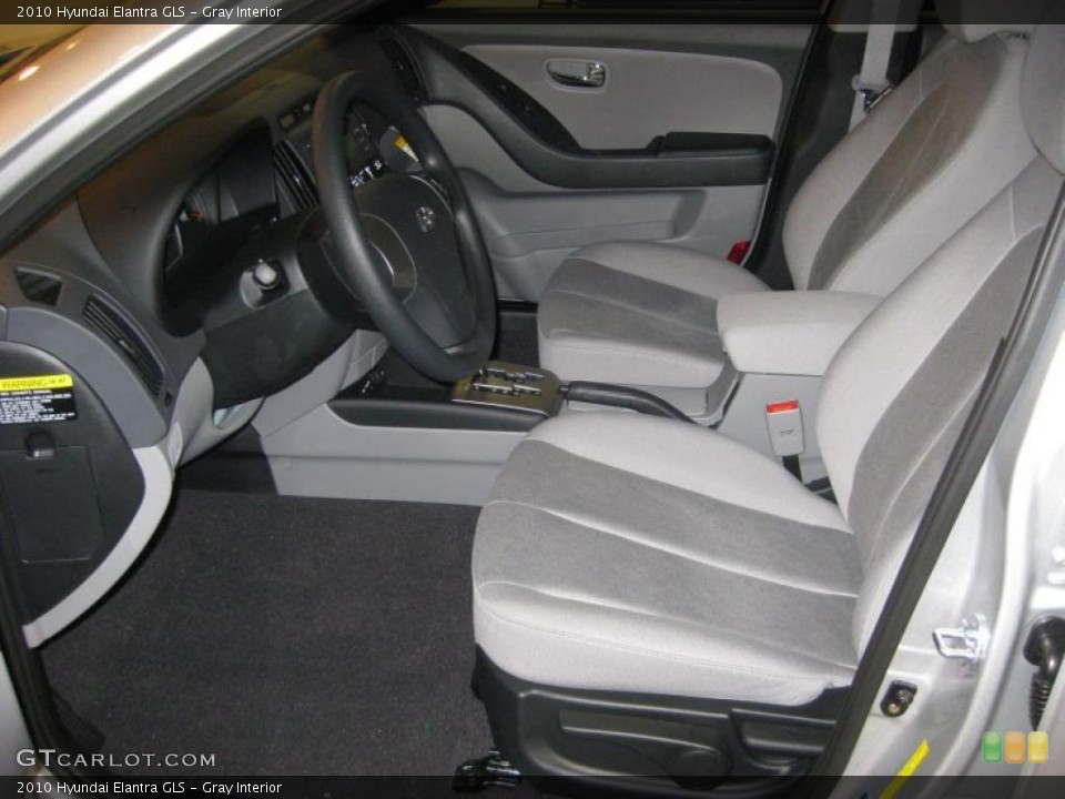 Gray Interior Photo for the 2010 Hyundai Elantra GLS #39936424