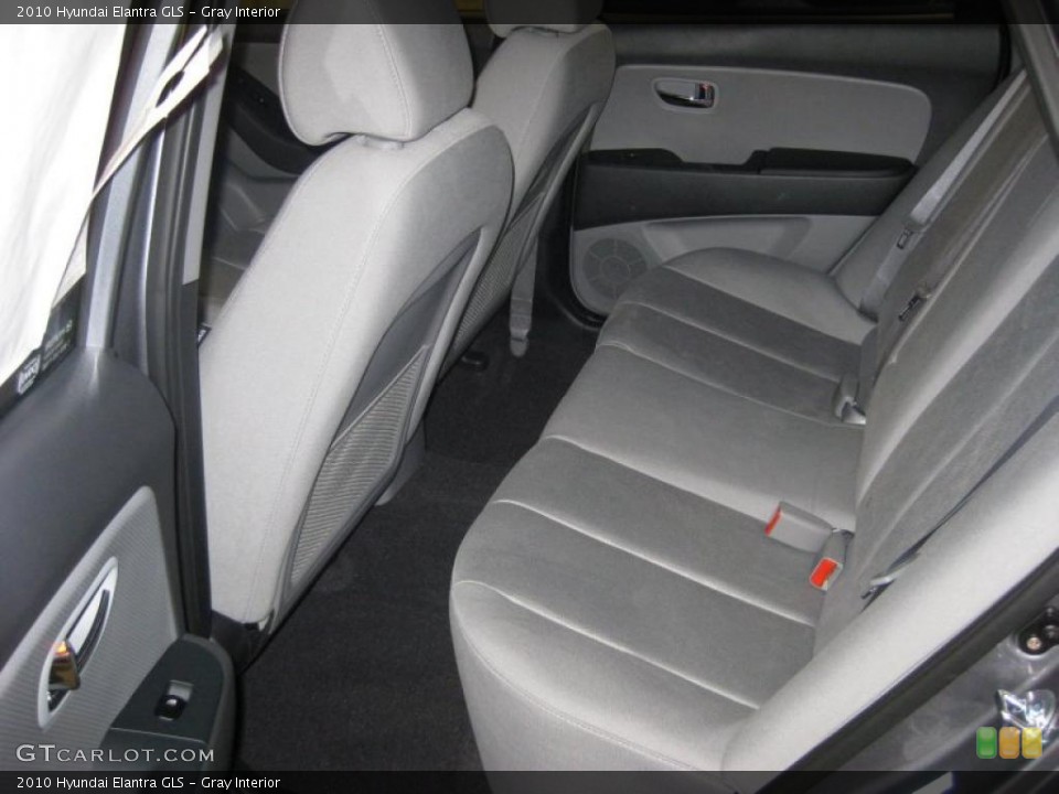 Gray Interior Photo for the 2010 Hyundai Elantra GLS #39936904