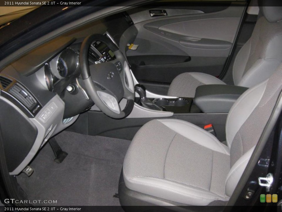 Gray Interior Photo for the 2011 Hyundai Sonata SE 2.0T #39939866