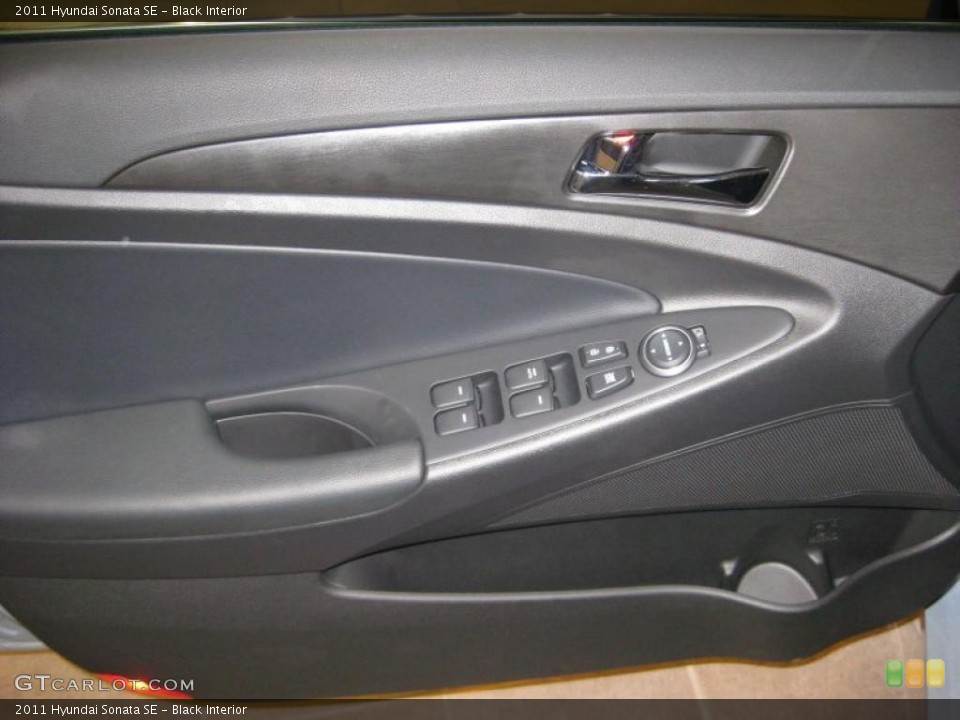 Black Interior Door Panel for the 2011 Hyundai Sonata SE #39941010