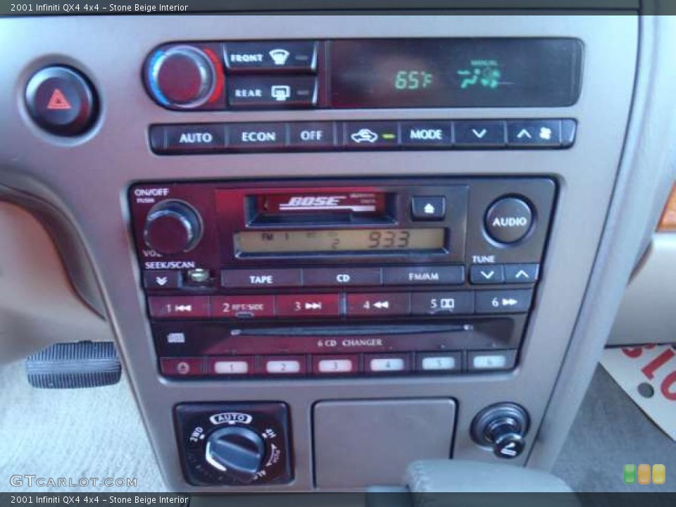 Stone Beige Interior Controls for the 2001 Infiniti QX4 4x4 #39945358