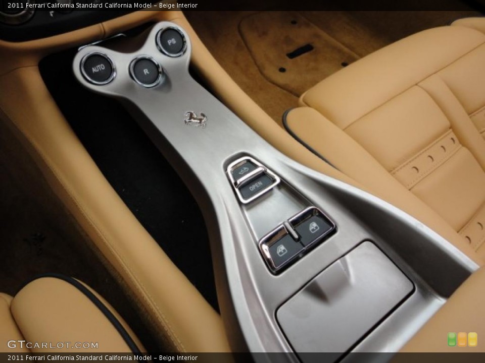 Beige Interior Controls for the 2011 Ferrari California  #39948070