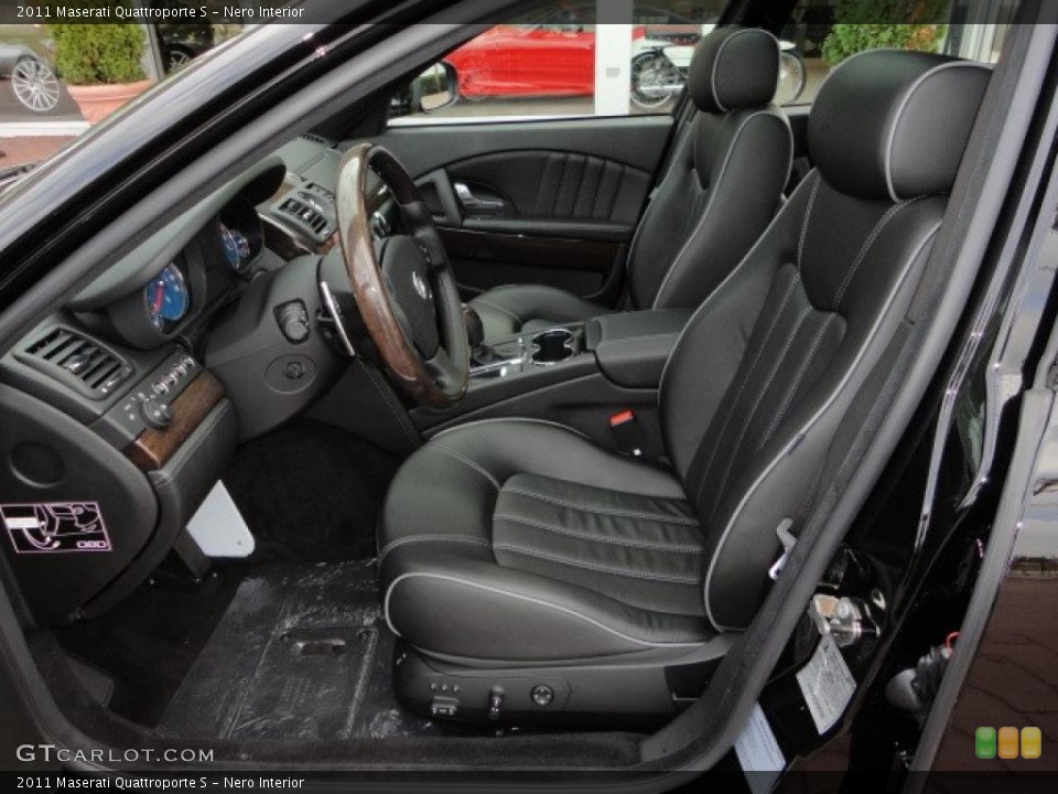 Nero Interior Photo for the 2011 Maserati Quattroporte S #39948914