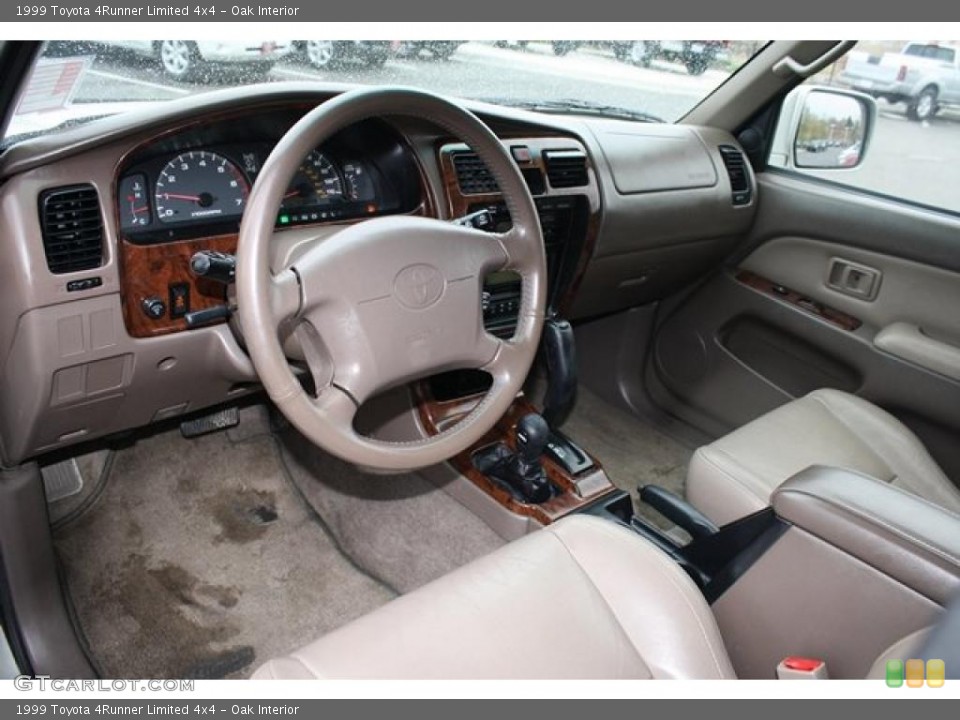 Oak Interior Photo for the 1999 Toyota 4Runner Limited 4x4 #39952607