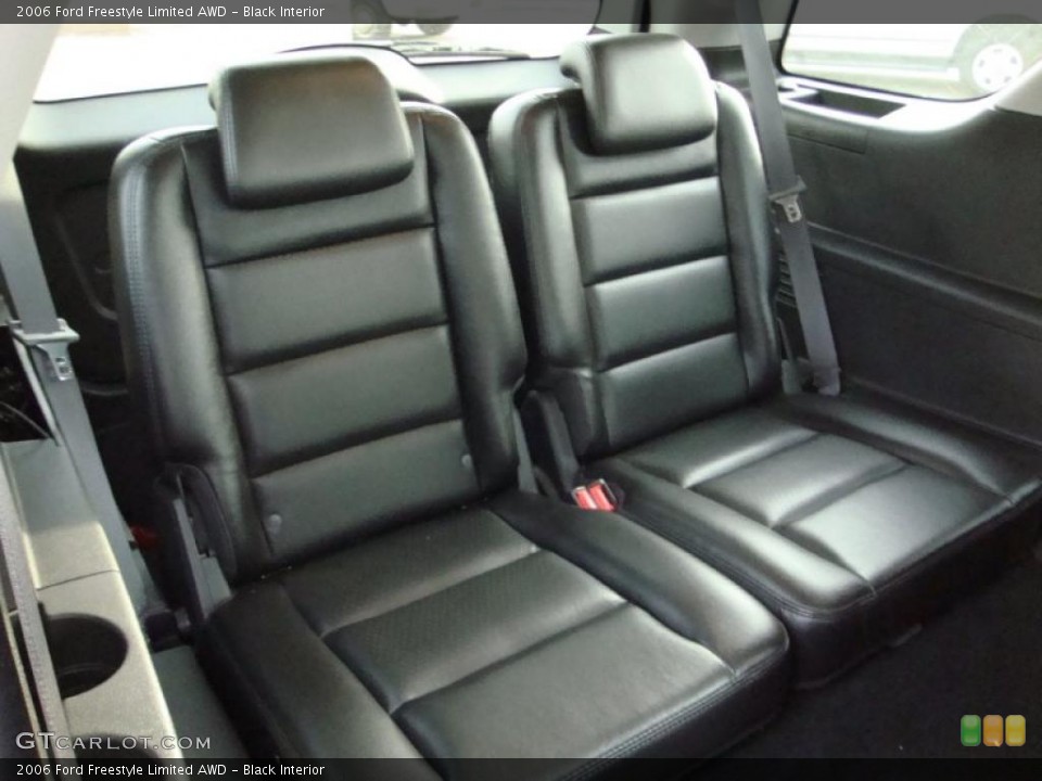 Black Interior Photo for the 2006 Ford Freestyle Limited AWD #39962442