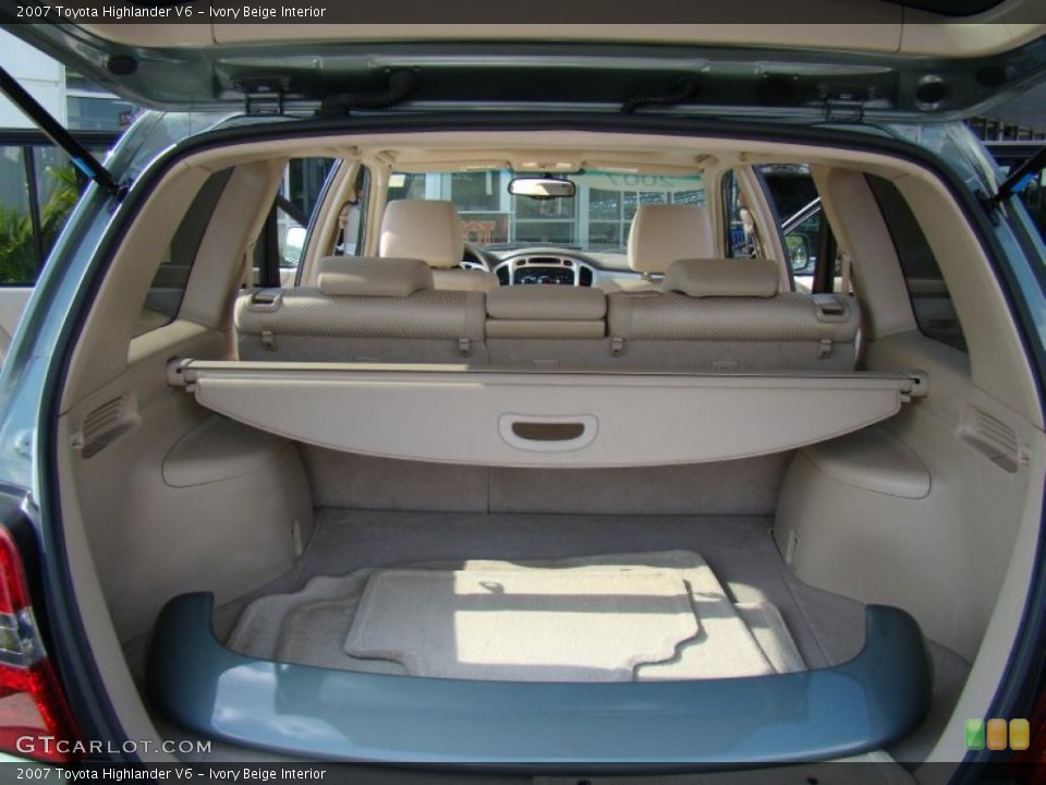 Ivory Beige Interior Trunk for the 2007 Toyota Highlander V6 #39962682