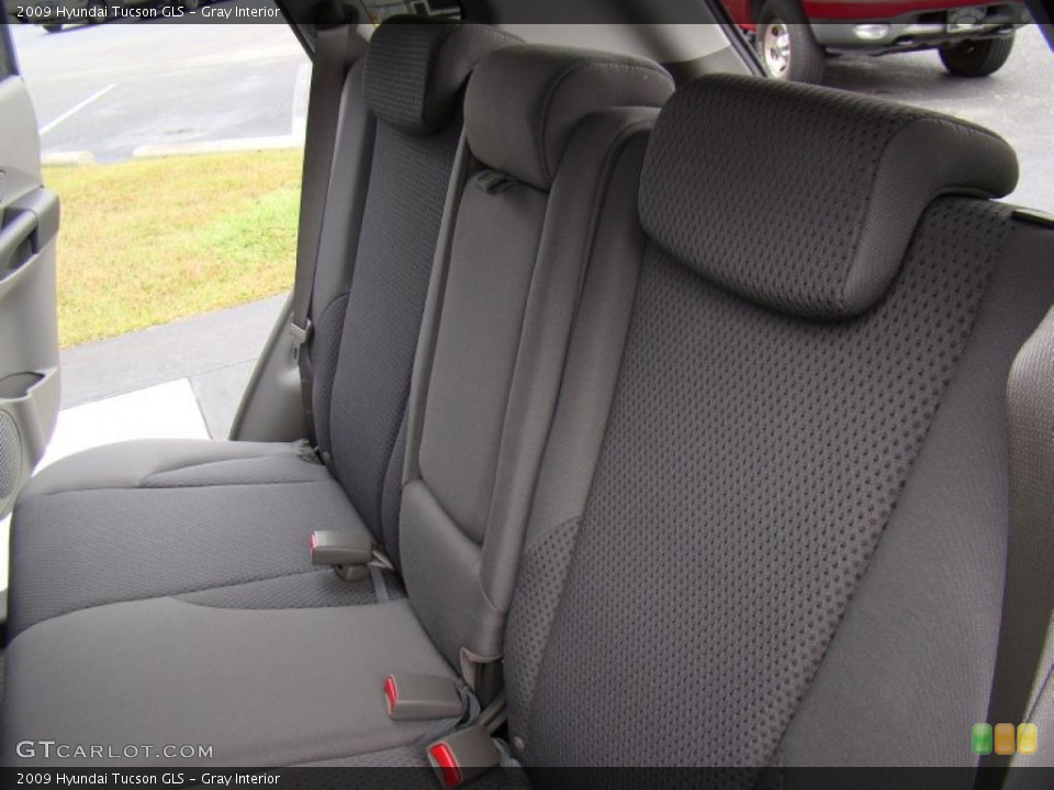 Gray Interior Photo for the 2009 Hyundai Tucson GLS #39964466