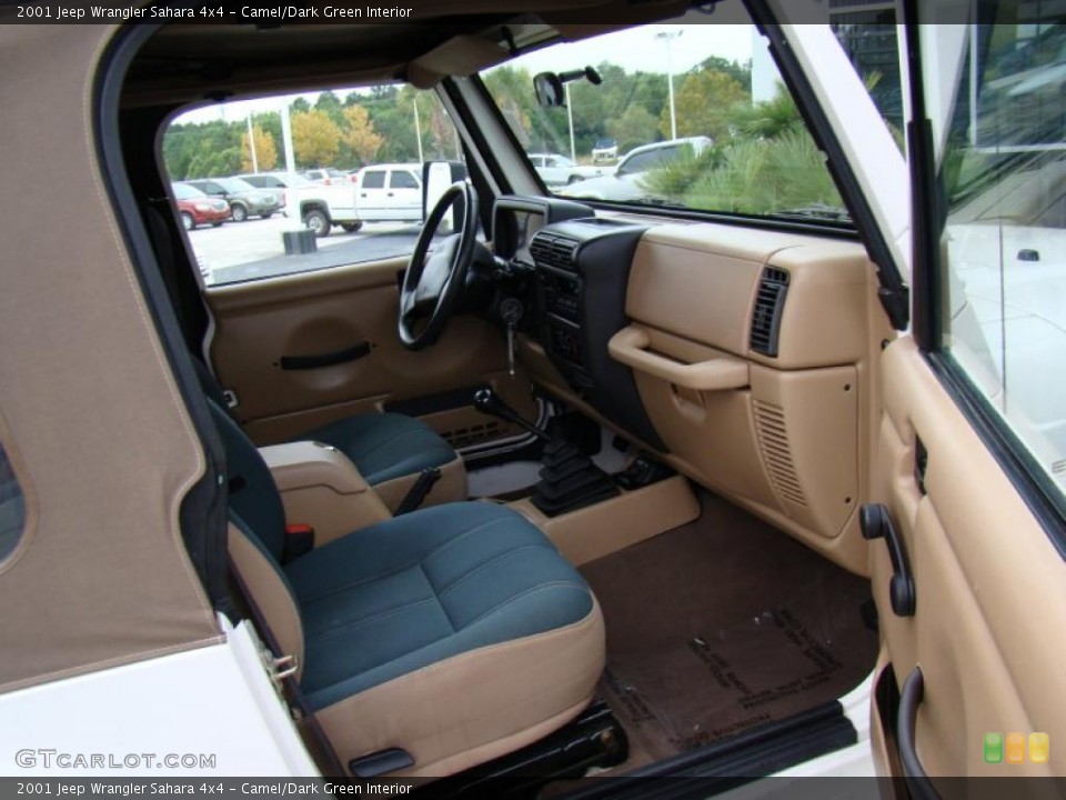 Camel/Dark Green Interior Photo for the 2001 Jeep Wrangler Sahara 4x4 #39965074