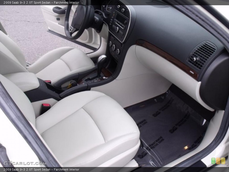 Parchment Interior Photo for the 2009 Saab 9-3 2.0T Sport Sedan #39966702