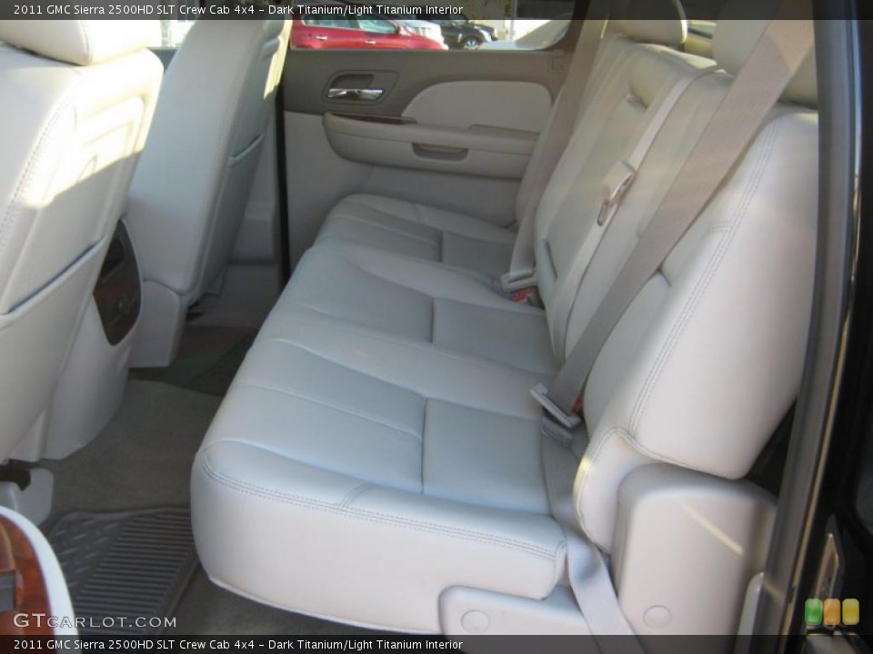Dark Titanium/Light Titanium Interior Photo for the 2011 GMC Sierra 2500HD SLT Crew Cab 4x4 #39977796