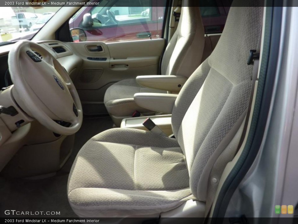 Medium Parchment Interior Photo for the 2003 Ford Windstar LX #39981080