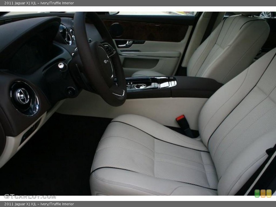 Ivory/Truffle Interior Photo for the 2011 Jaguar XJ XJL #39981688