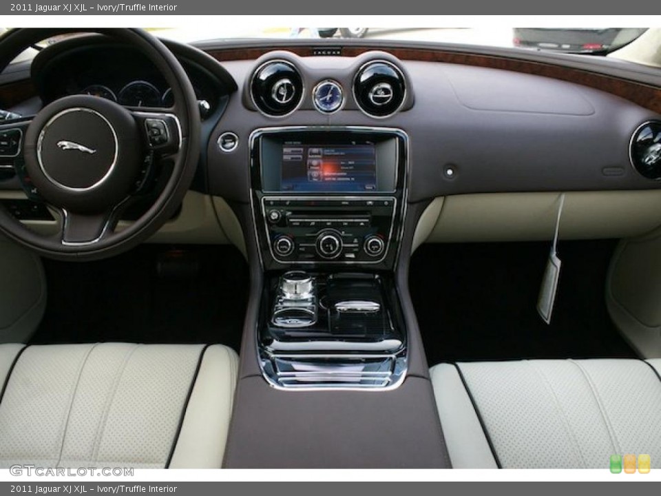 Ivory/Truffle Interior Prime Interior for the 2011 Jaguar XJ XJL #39981716