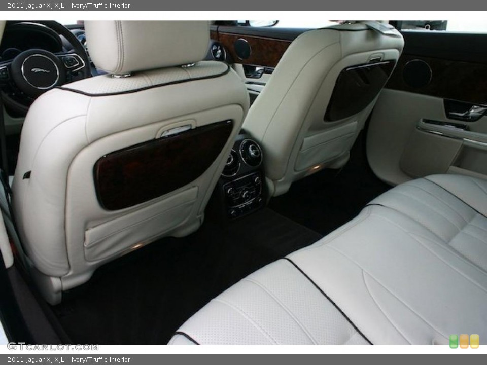Ivory/Truffle Interior Photo for the 2011 Jaguar XJ XJL #39981860