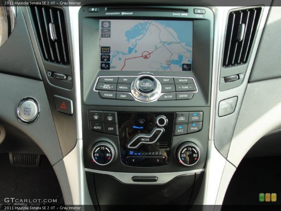 Gray Interior Controls for the 2011 Hyundai Sonata SE 2.0T #39990252