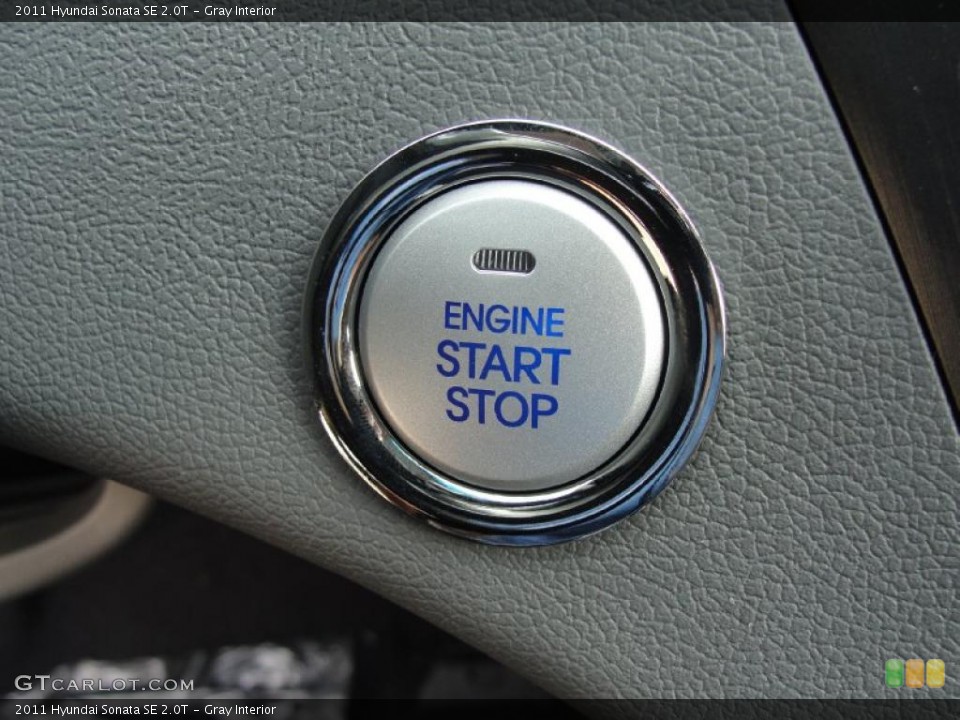 Gray Interior Controls for the 2011 Hyundai Sonata SE 2.0T #39990324