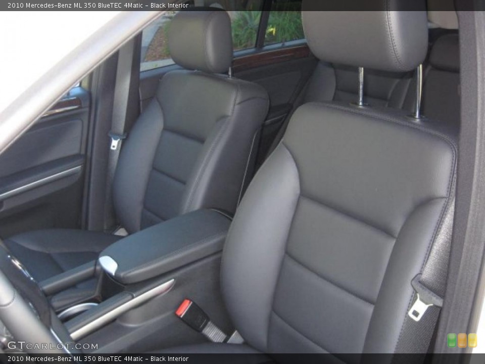 Black Interior Photo for the 2010 Mercedes-Benz ML 350 BlueTEC 4Matic #39992476