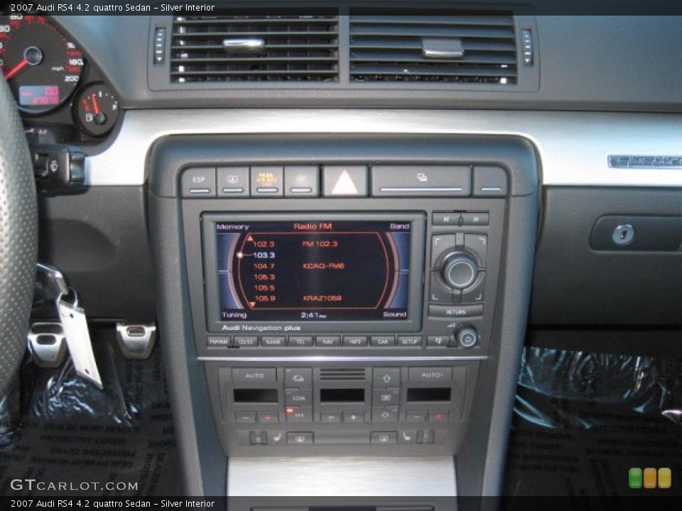 Silver Interior Controls for the 2007 Audi RS4 4.2 quattro Sedan #39993712