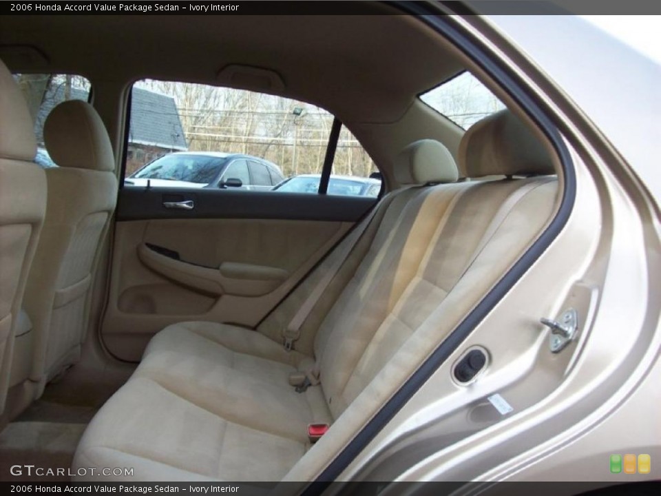 Ivory Interior Photo for the 2006 Honda Accord Value Package Sedan #39998232