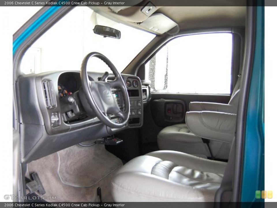 Gray Interior Photo for the 2006 Chevrolet C Series Kodiak C4500 Crew Cab Pickup #39999668
