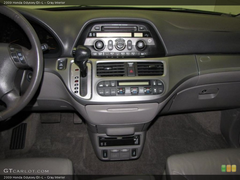 Gray Interior Controls for the 2009 Honda Odyssey EX-L #40000976