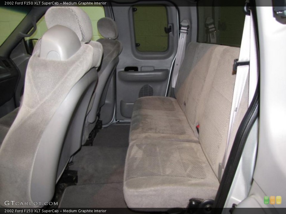 Medium Graphite Interior Photo for the 2002 Ford F150 XLT SuperCab #40001360