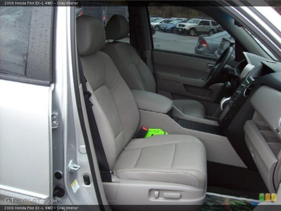 Gray Interior Photo for the 2009 Honda Pilot EX-L 4WD #40011254