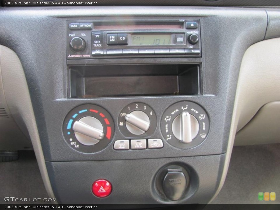 Sandblast Interior Controls for the 2003 Mitsubishi Outlander LS 4WD #40012422