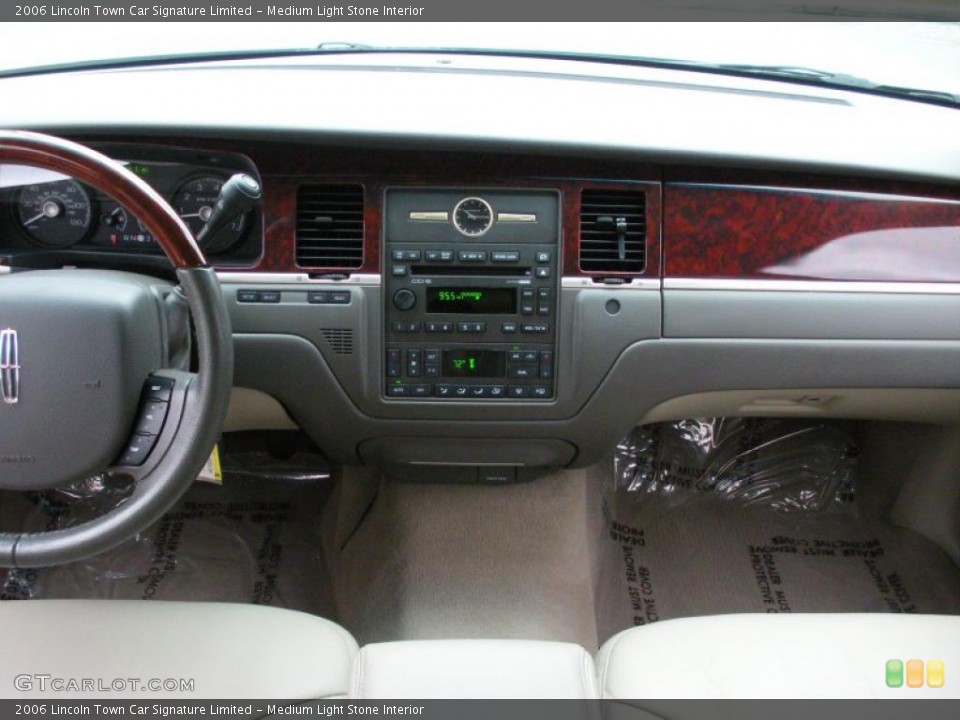 Medium Light Stone Interior Dashboard for the 2006 Lincoln Town Car Signature Limited #40019310