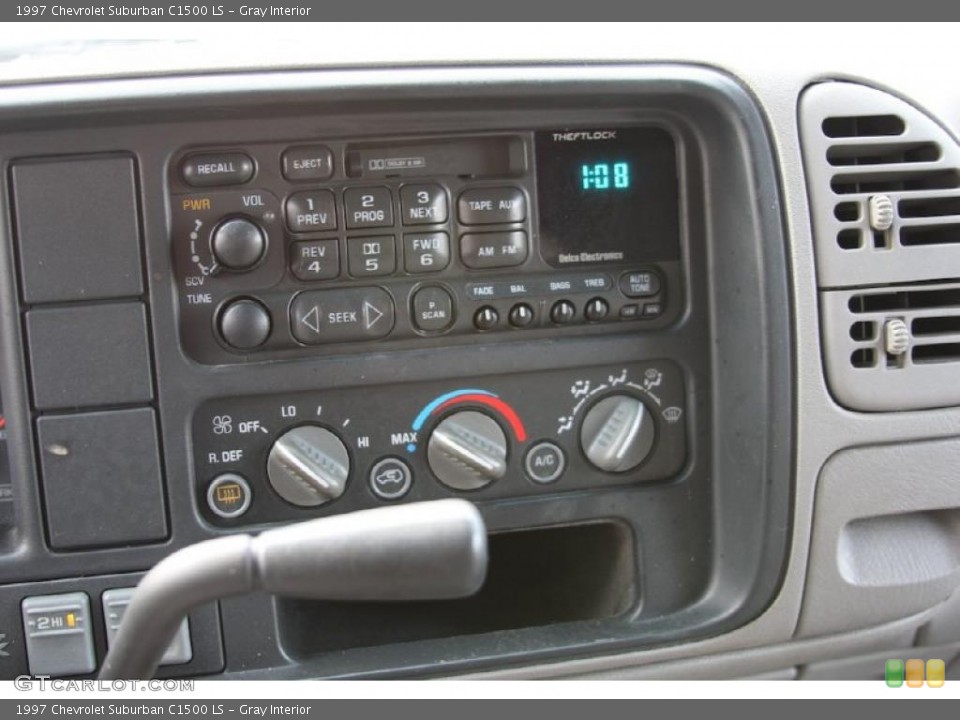 Gray Interior Controls for the 1997 Chevrolet Suburban C1500 LS #40021106