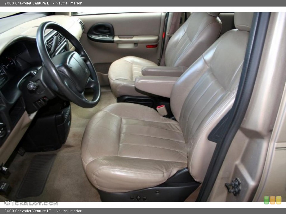 Neutral Interior Photo for the 2000 Chevrolet Venture LT #40024462