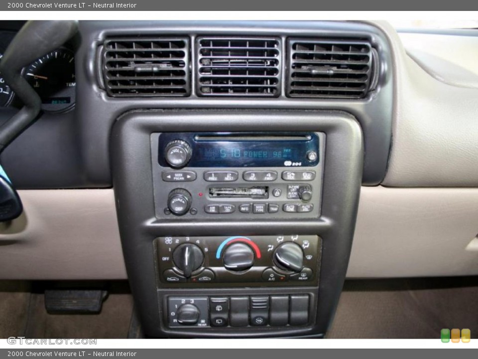 Neutral Interior Controls for the 2000 Chevrolet Venture LT #40024942
