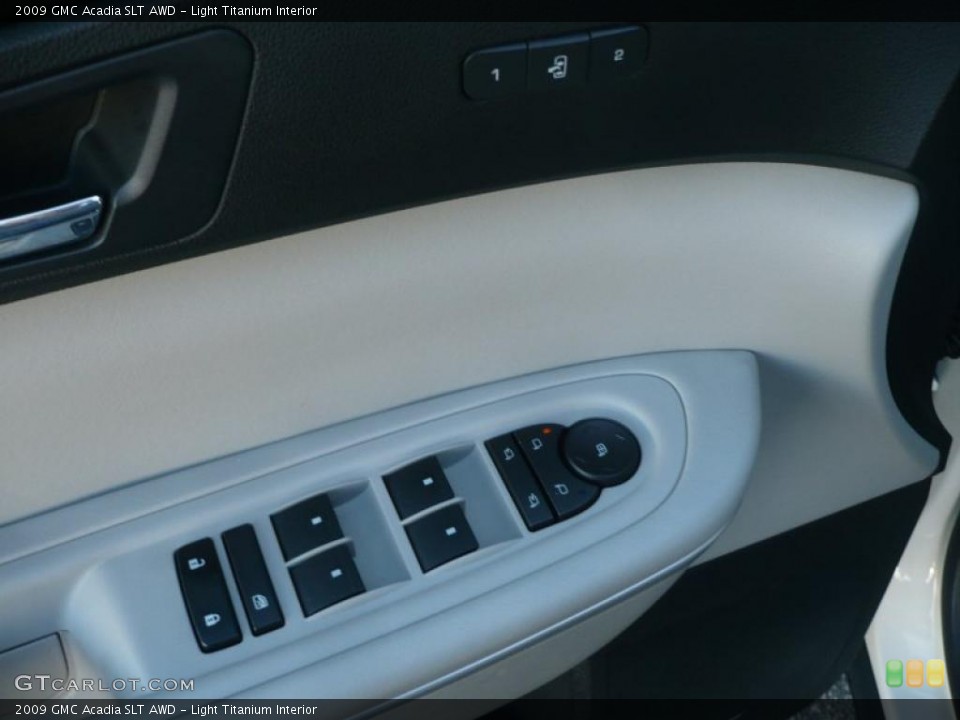 Light Titanium Interior Controls for the 2009 GMC Acadia SLT AWD #40027854