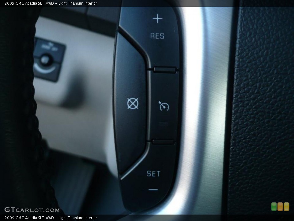 Light Titanium Interior Controls for the 2009 GMC Acadia SLT AWD #40027882