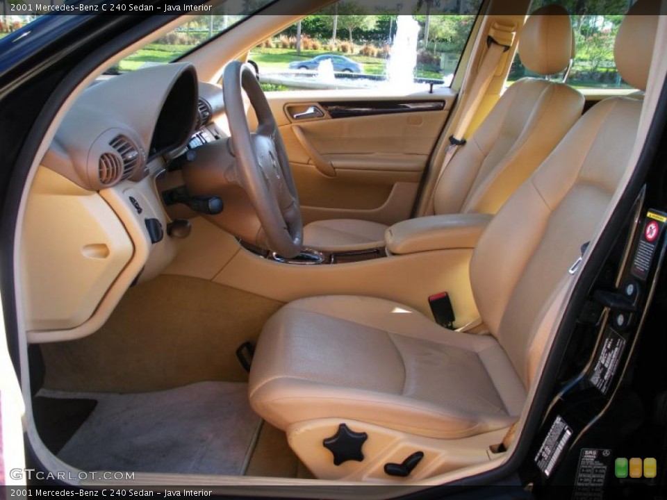 Java Interior Photo for the 2001 Mercedes-Benz C 240 Sedan #40028985