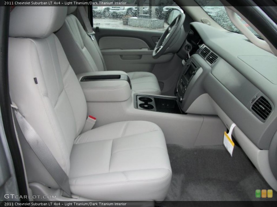 Light Titanium/Dark Titanium Interior Photo for the 2011 Chevrolet Suburban LT 4x4 #40033818