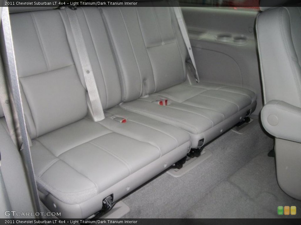 Light Titanium/Dark Titanium Interior Photo for the 2011 Chevrolet Suburban LT 4x4 #40033898