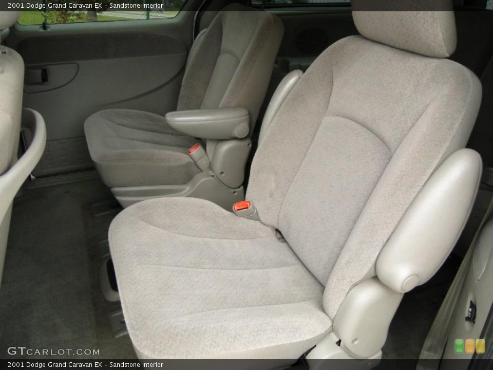 Sandstone Interior Photo for the 2001 Dodge Grand Caravan EX #40044262