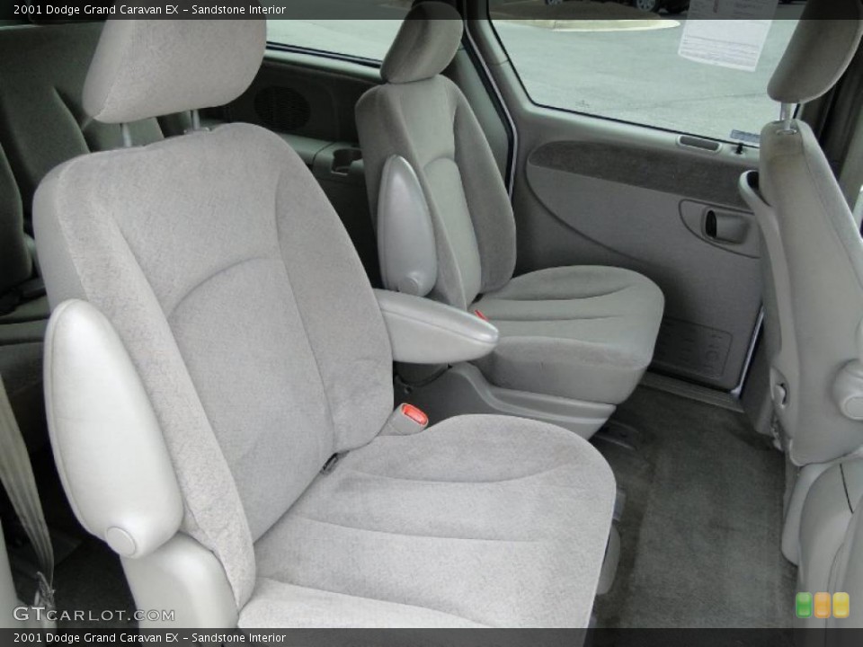 Sandstone Interior Photo for the 2001 Dodge Grand Caravan EX #40044290
