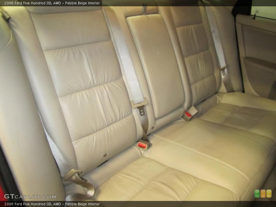 Pebble Beige Interior Photo for the 2006 Ford Five Hundred SEL AWD #40048950