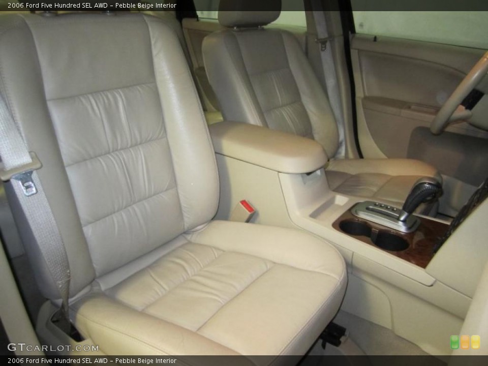 Pebble Beige Interior Photo for the 2006 Ford Five Hundred SEL AWD #40048974
