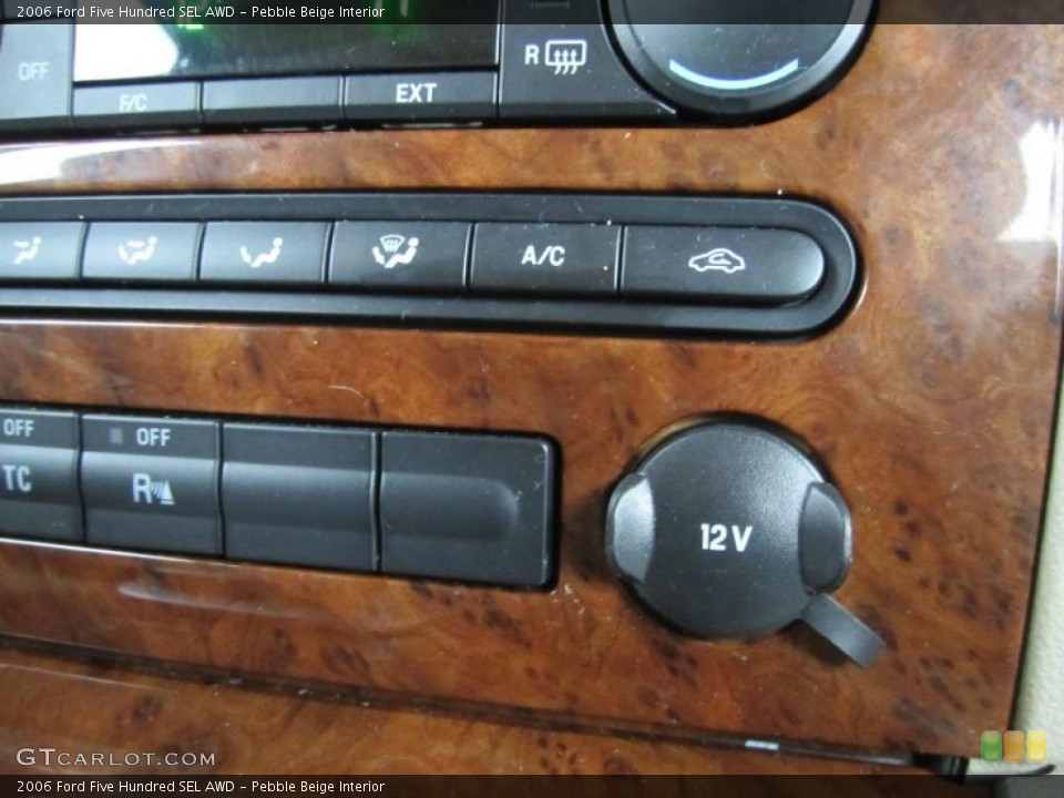 Pebble Beige Interior Controls for the 2006 Ford Five Hundred SEL AWD #40049034