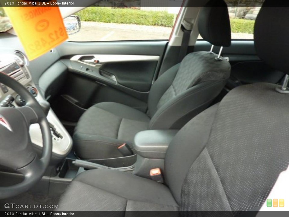Ebony Interior Photo for the 2010 Pontiac Vibe 1.8L #40049510