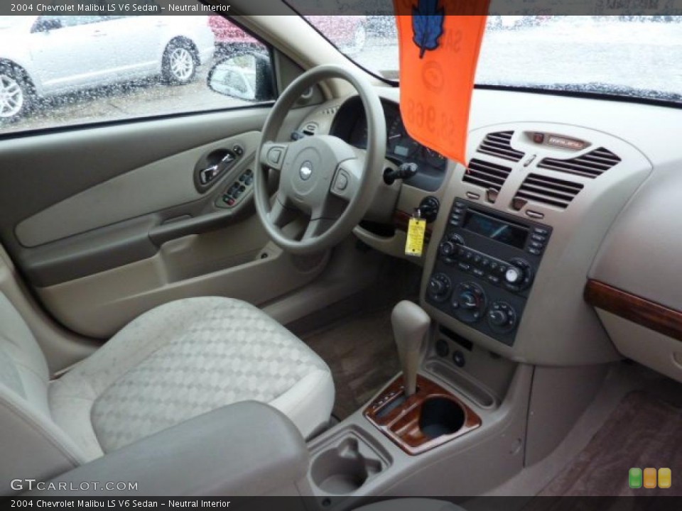 Neutral Interior Dashboard for the 2004 Chevrolet Malibu LS V6 Sedan #40051282