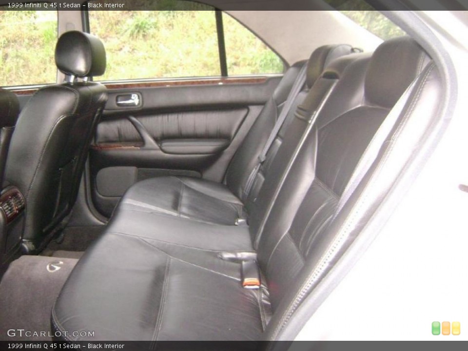 Black Interior Photo for the 1999 Infiniti Q 45 t Sedan #40052446