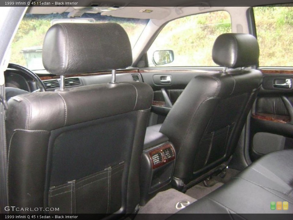 Black Interior Photo for the 1999 Infiniti Q 45 t Sedan #40052454