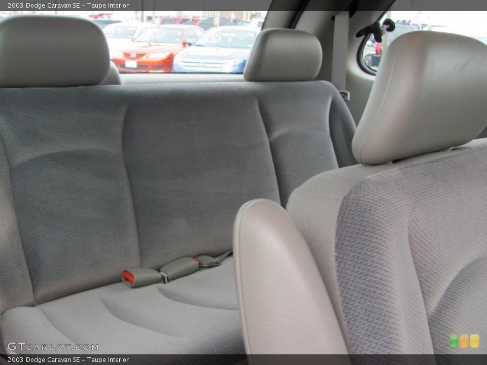 Taupe Interior Photo for the 2003 Dodge Caravan SE #40054429