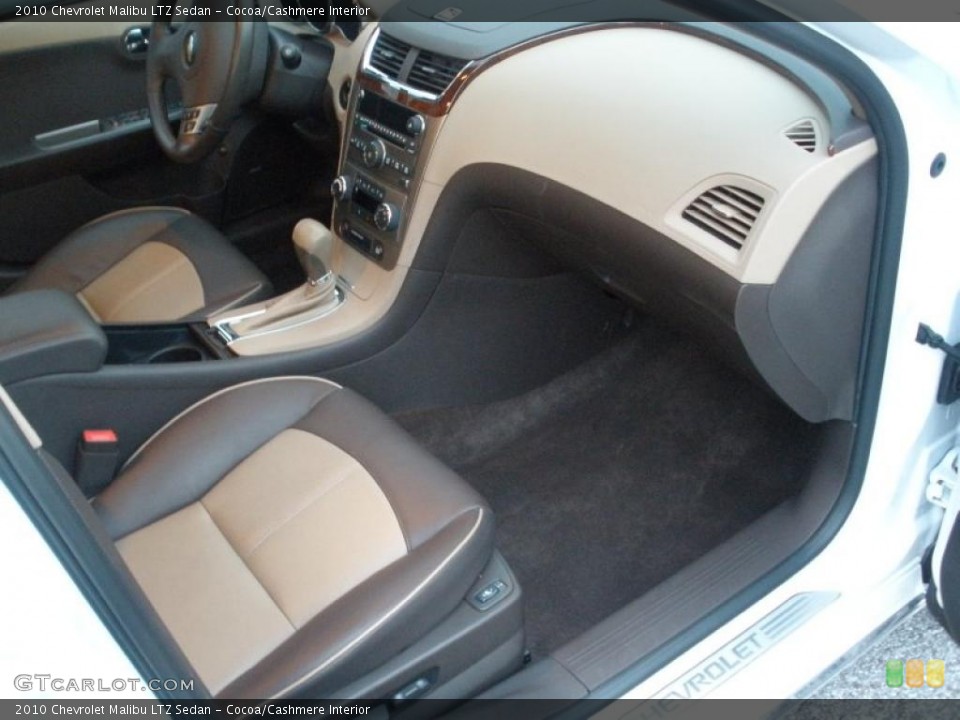 Cocoa/Cashmere Interior Dashboard for the 2010 Chevrolet Malibu LTZ Sedan #40058299