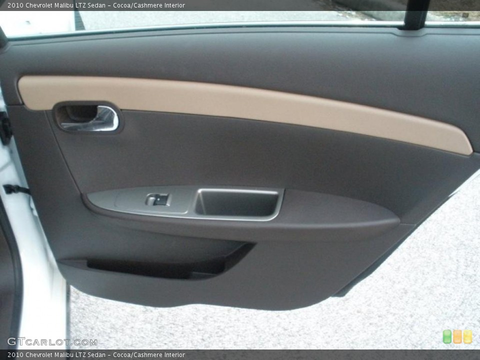 Cocoa/Cashmere Interior Door Panel for the 2010 Chevrolet Malibu LTZ Sedan #40058323