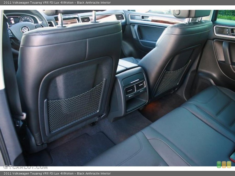 Black Anthracite Interior Photo for the 2011 Volkswagen Touareg VR6 FSI Lux 4XMotion #40060051